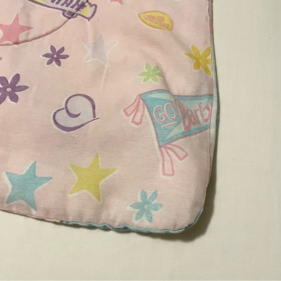 Vintage 1998 Barbie Cheer Leader Reversible Comforter - Picture 13 of 16